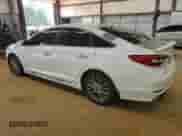 2015 Hyundai Sonata Limited с VIN 5NPE34AF4FH083807, выставлен на аукционе Copart как лот 63163505 с пробегом 178 584 миль миль и Списание • Salvage title. История ставок и продаж доступна на DreamBid. Изображение 2.