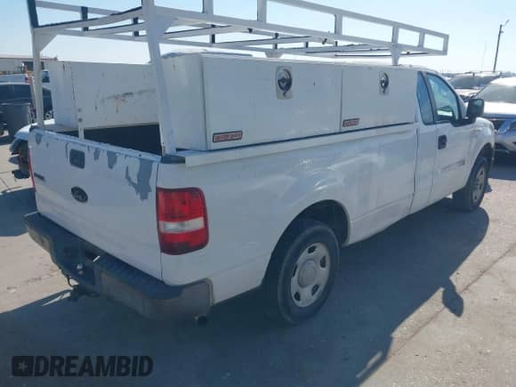 2007 Ford F-150 XL with VIN 1FTRF122X7KB99602, listed as a IAAI auction lot 43396476 with 141,929 mi miles and . Bid and sale history available at DreamBid. Image 4.