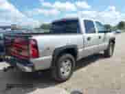 2007 Chevrolet Silverado 1500 LS с VIN 2GCEK13V271122242, выставлен на аукционе IAAI как лот 43086896 с пробегом 171 535 миль миль и . История ставок и продаж доступна на DreamBid. Изображение 4.
