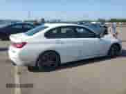 2021 BMW 3 Series M340i xDrive с VIN 3MW5U9J02M8C13375, выставлен на аукционе Copart как лот 61607005 с пробегом 74 107 миль миль и Списание • Salvage title. История ставок и продаж доступна на DreamBid. Изображение 3.