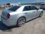 2020 Chrysler 300 Limited с VIN 2C3CCAEG4LH115415, выставлен на аукционе IAAI как лот 42221584 с пробегом 122 435 миль миль и . История ставок и продаж доступна на DreamBid. Изображение 4.