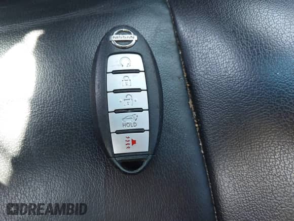 2017 Nissan Pathfinder S with VIN 5N1DR2MN8HC658910, listed as a IAAI auction lot 43145012 with 127,586 mi miles and . Bid and sale history available at DreamBid. Image 11.