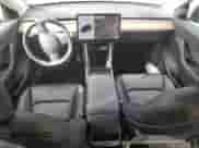 2020 Tesla Model Y Long Range z VIN 5YJYGDEE9LF046944, wystawiony jako Copart lot #89550215 z przebiegiem 48 154 mil mil oraz Szkoda całkowita • Salvage title. Historia ofert i sprzedaży dostępna na DreamBid. Obrazek 8.