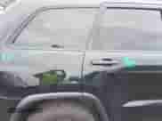 2018 Jeep Grand Cherokee Laredo с VIN 1C4RJFAGXJC502498, выставлен на аукционе IAAI как лот 42343738 с пробегом 81 600 миль миль и . История ставок и продаж доступна на DreamBid. Изображение 20.