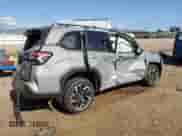 2025 Subaru Forester Limited Hybrid z VIN JF2SLSRD9SH406365, wystawiony jako Copart lot #61684295 z przebiegiem Nie podano mil oraz Szkoda całkowita • Salvage title. Historia ofert i sprzedaży dostępna na DreamBid. Obrazek 3.