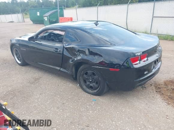 2011 Chevrolet Camaro 2LS z VIN 2G1FA1ED4B9156925, wystawiony jako IAAI lot #42989461 z przebiegiem 168 556 mil mil oraz . Historia ofert i sprzedaży dostępna na DreamBid. Obrazek 3.