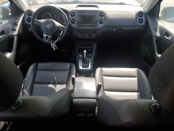 2016 Volkswagen Tiguan S с VIN WVGAV7AX0GW507297, выставлен на аукционе Copart как лот 89729575 с пробегом 90 435 миль миль и Чистый • Clean title. История ставок и продаж доступна на DreamBid. Изображение 8.