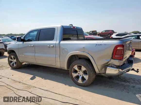 2019 Ram 1500 Laramie with VIN 1C6SRFJT6KN517102, listed as a Copart auction lot 67131485 with 171,430 mi miles and Clean title. Bid and sale history available at DreamBid. Image 2.