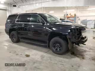 2020 Chevrolet Tahoe Commercial z VIN 1GNSKDEC5LR275805, wystawiony jako Copart lot #82426155 z przebiegiem 139 590 mil mil oraz Szkoda całkowita • Salvage title. Historia ofert i sprzedaży dostępna na DreamBid. Obrazek 4.