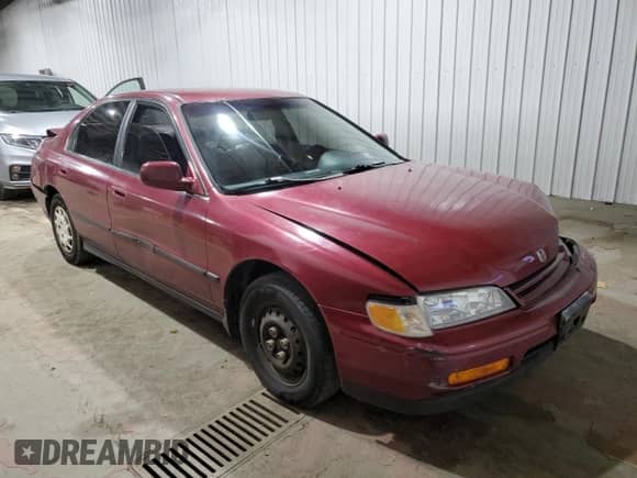 1994 Honda Accord LX с VIN 1HGCD5633RA020090, выставлен на аукционе Copart как лот 85233204 с пробегом 55 909 миль миль и Списание • Salvage title. История ставок и продаж доступна на DreamBid. Изображение 4.