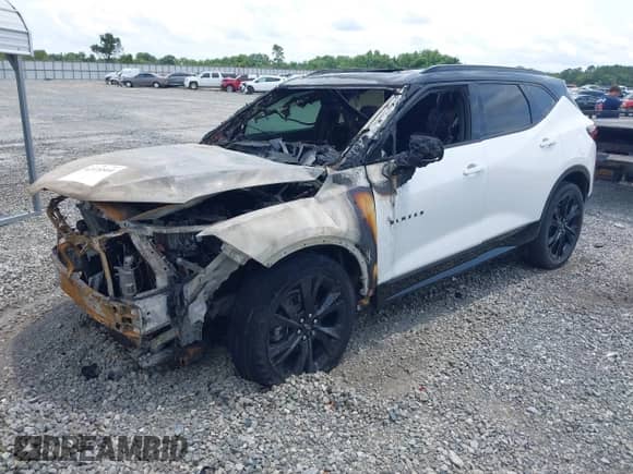 2022 Chevrolet Blazer RS с VIN 3GNKBERS3NS180084, выставлен на аукционе IAAI как лот 42370510 с пробегом Не указан миль и . История ставок и продаж доступна на DreamBid. Изображение 2.