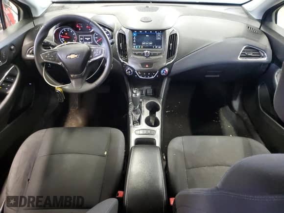 2019 Chevrolet Cruze LT with VIN 1G1BE5SM4K7111905, listed as a Copart auction lot 90447235 with 139,626 mi miles and Clean title. Bid and sale history available at DreamBid. Image 8.