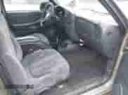 2001 Chevrolet S-10 LS with VIN 1GCDT13W41K176585, listed as a IAAI auction lot 41428911 with 114,733 mi miles and . Bid and sale history available at DreamBid. Image 5.