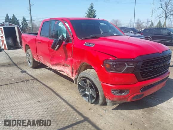 2022 Ram 1500 Big Horn с VIN 1C6RRFMG9NN430313, выставлен на аукционе IAAI как лот 41827033 с пробегом 40 449 миль миль и . История ставок и продаж доступна на DreamBid. Изображение 1.