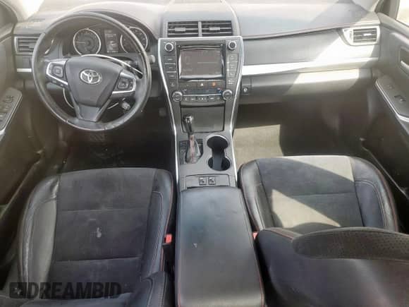 2017 Toyota Camry XLE с VIN 4T1BF1FK1HU650011, выставлен на аукционе Copart как лот 80852265 с пробегом 136 965 миль миль и Списание • Salvage title. История ставок и продаж доступна на DreamBid. Изображение 8.
