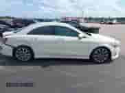 2018 Mercedes-Benz CLA 250 с VIN WDDSJ4EB0JN586457, выставлен на аукционе IAAI как лот 43046695 с пробегом 103 409 миль миль и . История ставок и продаж доступна на DreamBid. Изображение 13.