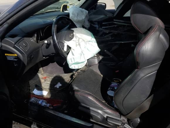 2014 Hyundai Genesis Coupe R-Spec with VIN KMHHU6KJ2EU118983, listed as a Copart auction lot 78658354 with Not provided miles and Salvage title. Bid and sale history available at DreamBid. Image 7.