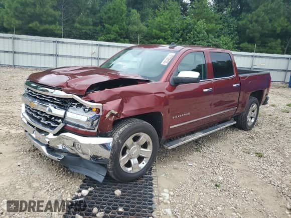 2017 Chevrolet Silverado 1500 LTZ with VIN 3GCPCSEC1HG395320, listed as a Copart auction lot 67726125 with 104,595 mi miles and Salvage title. Bid and sale history available at DreamBid. Image 1.