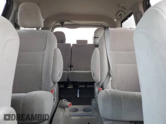 2015 Toyota Sienna LE with VIN 5TDKK3DC8FS629214, listed as a Copart auction lot 82405195 with 131,535 mi miles and Salvage title. Bid and sale history available at DreamBid. Image 10.
