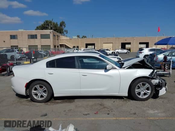 2016 Dodge Charger SE z VIN 2C3CDXBG8GH115153, wystawiony jako IAAI lot #43406906 z przebiegiem Nie podano mil oraz . Historia ofert i sprzedaży dostępna na DreamBid. Obrazek 14.