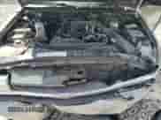 2003 Chevrolet S-10 z VIN 1GCCS14X738271292, wystawiony jako Copart lot #70329395 z przebiegiem 71 418 mil mil oraz Szkoda całkowita • Salvage title. Historia ofert i sprzedaży dostępna na DreamBid. Obrazek 11.