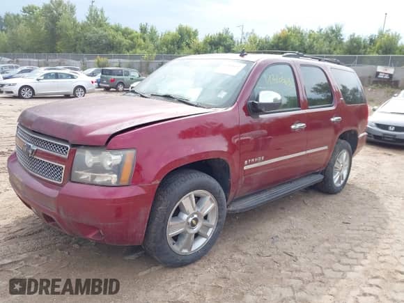 2009 Chevrolet Tahoe LTZ с VIN 1GNFK33099R131557, выставлен на аукционе IAAI как лот 43205632 с пробегом 253 697 миль миль и . История ставок и продаж доступна на DreamBid. Изображение 2.