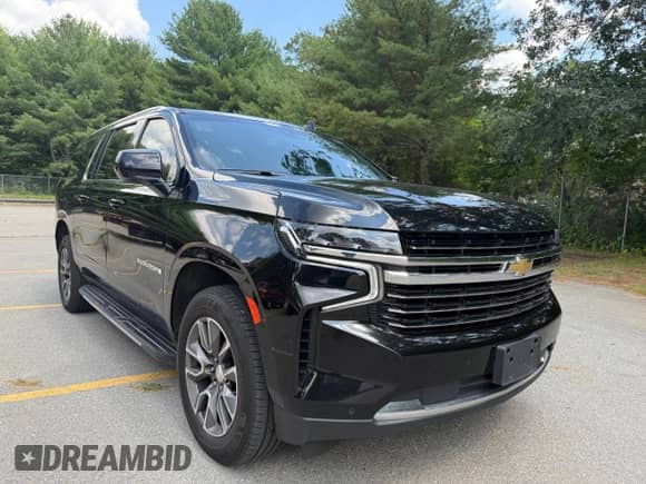 2022 Chevrolet Suburban LT z VIN 1GNSKCKD9NR323851, wystawiony jako Copart lot #65272845 z przebiegiem 255 643 mil mil oraz Czysty tytuł • Clean title. Historia ofert i sprzedaży dostępna na DreamBid. Obrazek 1.