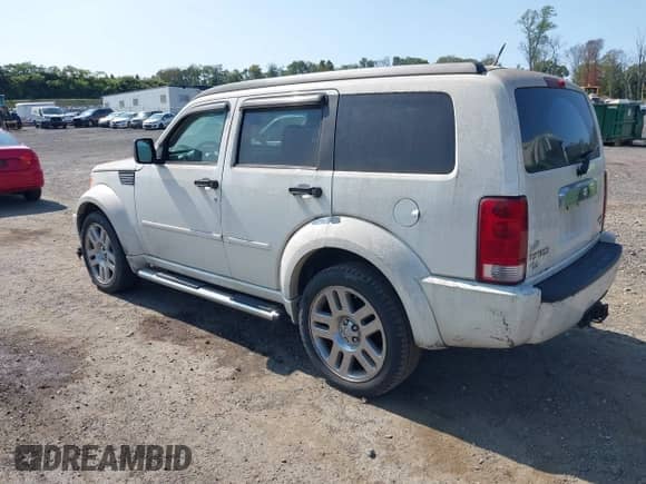 2007 Dodge Nitro R/T with VIN 1D8GU58627W656430, listed as a IAAI auction lot 43194720 with 142,329 mi miles and . Bid and sale history available at DreamBid. Image 3.
