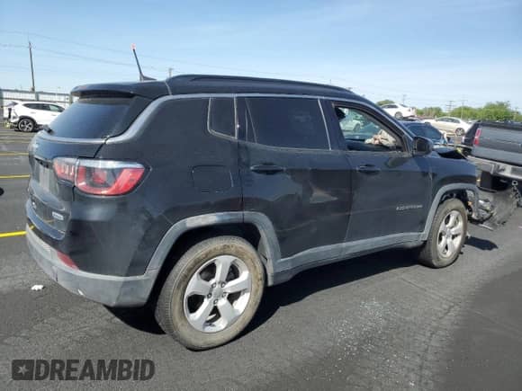 2019 Jeep Compass Latitude с VIN 3C4NJDBB7KT714139, выставлен на аукционе Copart как лот 57792245 с пробегом 75 822 миль миль и Списание • Salvage title. История ставок и продаж доступна на DreamBid. Изображение 3.