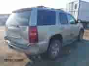 2014 Chevrolet Tahoe LS z VIN 1GNSKAE08ER161675, wystawiony jako IAAI lot #41859769 z przebiegiem 160 711 mil mil oraz . Historia ofert i sprzedaży dostępna na DreamBid. Obrazek 4.