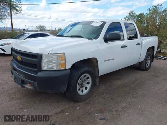 2013 Chevrolet Silverado 1500 Work Truck with VIN 3GCPCPEA0DG321618, listed as a IAAI auction lot 43300415 with 120,153 mi miles and . Bid and sale history available at DreamBid. Image 2.
