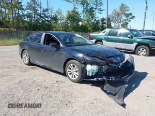 2025 Toyota Camry SE with VIN 4T1DAACK2SU054425, listed as a IAAI auction lot 43540854 with 42,914 mi miles and . Bid and sale history available at DreamBid. Image 1.