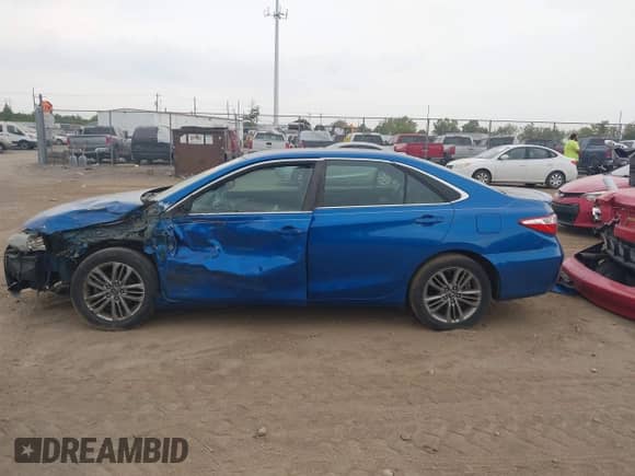 2017 Toyota Camry XLE с VIN 4T1BF1FKXHU651657, выставлен на аукционе IAAI как лот 43270865 с пробегом 112 221 миль миль и . История ставок и продаж доступна на DreamBid. Изображение 15.