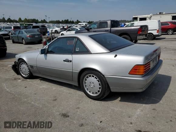 1991 Mercedes-Benz 500 с VIN WDBFA66E1MF024936, выставлен на аукционе Copart как лот 81098265 с пробегом 76 236 миль миль и Списание • Salvage title. История ставок и продаж доступна на DreamBid. Изображение 2.