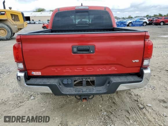 2018 Toyota Tacoma SR5 with VIN 3TMAZ5CN9JM066771, listed as a Copart auction lot 82457025 with 30,613 mi miles and Salvage title. Bid and sale history available at DreamBid. Image 6.