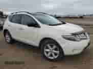 2009 Nissan Murano LE z VIN JN8AZ18W19W155650, wystawiony jako Copart lot #68546535 z przebiegiem 245 856 mil mil oraz Szkoda całkowita • Salvage title. Historia ofert i sprzedaży dostępna na DreamBid. Obrazek 4.