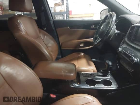 2019 Kia Sorento SX Limited с VIN 5XYPKDA52KG462194, выставлен на аукционе IAAI как лот 41718851 с пробегом 54 102 миль миль и . История ставок и продаж доступна на DreamBid. Изображение 5.