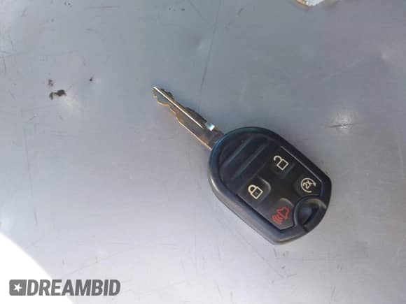 2014 Ford F-150 XL z VIN 1FTFW1ET4EKF06640, wystawiony jako IAAI lot #42372719 z przebiegiem 226 540 mil mil oraz . Historia ofert i sprzedaży dostępna na DreamBid. Obrazek 11.