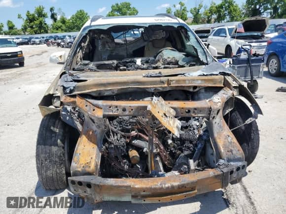 2011 Chevrolet Traverse LTZ с VIN 1GNKRLED3BJ127809, выставлен на аукционе Copart как лот 62907135 с пробегом Не указан миль и На запчасти • Non repairable. История ставок и продаж доступна на DreamBid. Изображение 5.