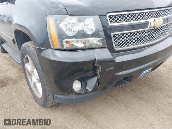 2008 Chevrolet Avalanche LTZ z VIN 3GNFK12318G102441, wystawiony jako IAAI lot #43116648 z przebiegiem 236 751 mil mil oraz . Historia ofert i sprzedaży dostępna na DreamBid. Obrazek 15.