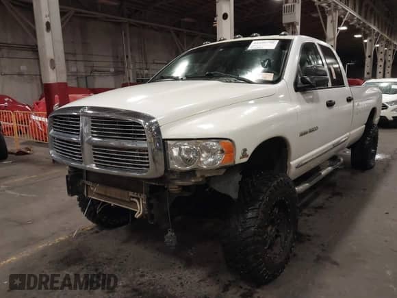 2004 Dodge 3500 SLT с VIN 3D7LU38C24G273384, выставлен на аукционе IAAI как лот 41296748 с пробегом 210 825 миль миль и . История ставок и продаж доступна на DreamBid. Изображение 6.