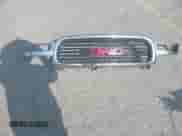 2000 GMC Sierra 1500 SLE z VIN 1GTEC19T0YZ300810, wystawiony jako IAAI lot #42471227 z przebiegiem Nie podano mil oraz . Historia ofert i sprzedaży dostępna na DreamBid. Obrazek 11.