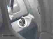 2015 Ram 1500 Express z VIN 1C6RR7KT7FS690136, wystawiony jako IAAI lot #42618497 z przebiegiem 194 347 mil mil oraz . Historia ofert i sprzedaży dostępna na DreamBid. Obrazek 11.