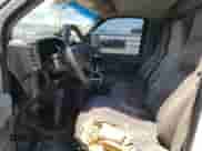 2006 Chevrolet Express Cargo с VIN 1GCFG15X961231855, выставлен на аукционе Copart как лот 64241235 с пробегом 258 396 миль миль и Списание • Salvage title. История ставок и продаж доступна на DreamBid. Изображение 7.