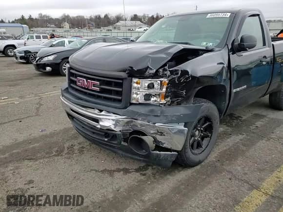 2011 GMC Sierra 1500 Work Truck z VIN 1GTN2TEX1BZ420310, wystawiony jako Copart lot #86095734 z przebiegiem 83 126 mil mil oraz Szkoda całkowita • Salvage title. Historia ofert i sprzedaży dostępna na DreamBid. Obrazek 10.