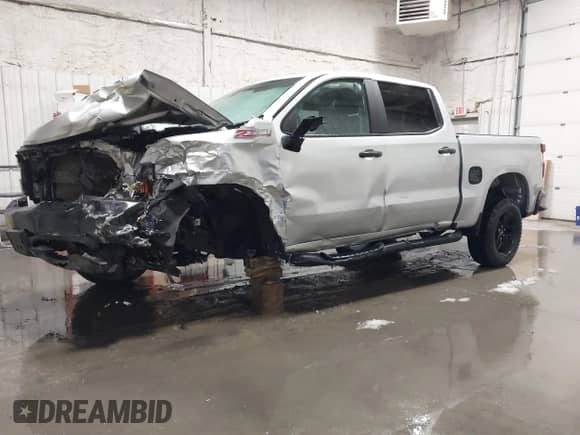 2020 Chevrolet Silverado 1500 Custom Trail Boss with VIN 3GCPYCEF7LG255928, listed as a IAAI auction lot 41109790 with 63,324 mi miles and . Bid and sale history available at DreamBid. Image 2.