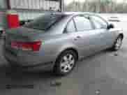 2007 Hyundai Sonata GLS z VIN 5NPET46C17H256506, wystawiony jako IAAI lot #43520666 z przebiegiem 169 992 mil mil oraz . Historia ofert i sprzedaży dostępna na DreamBid. Obrazek 4.