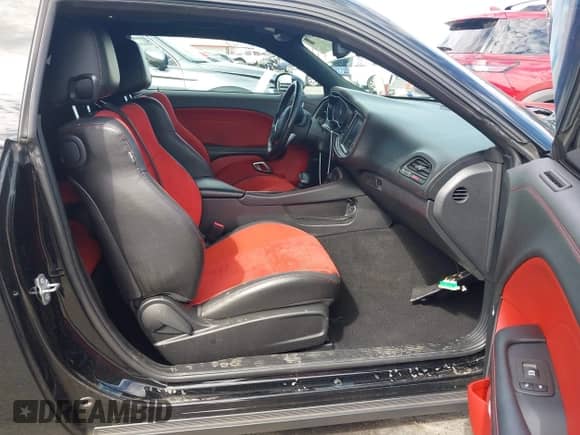 2021 Dodge Challenger R/T Scat Pack Widebody with VIN 2C3CDZFJ7MH677011, listed as a IAAI auction lot 43412091 with 26,783 mi miles and . Bid and sale history available at DreamBid. Image 5.