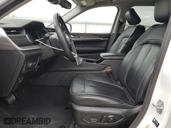 2022 Jeep Grand Cherokee Limited with VIN 1C4RJKBG9N8527232, listed as a Copart auction lot 81664255 with 30,357 mi miles and Salvage title. Bid and sale history available at DreamBid. Image 7.