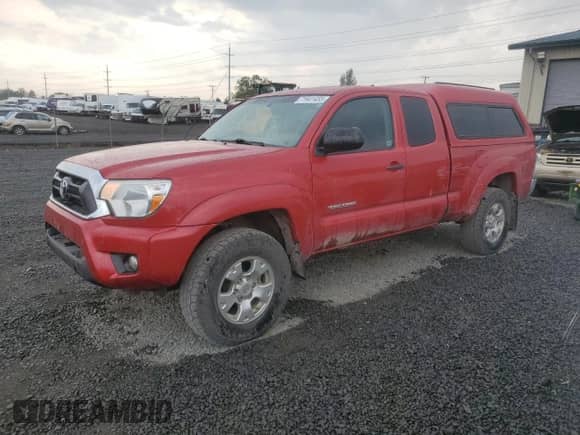 2012 Toyota Tacoma с VIN 5TFUU4EN4CX047142, выставлен на аукционе Copart как лот 71641455 с пробегом 122 157 миль миль и Списание • Salvage title. История ставок и продаж доступна на DreamBid. Изображение 1.